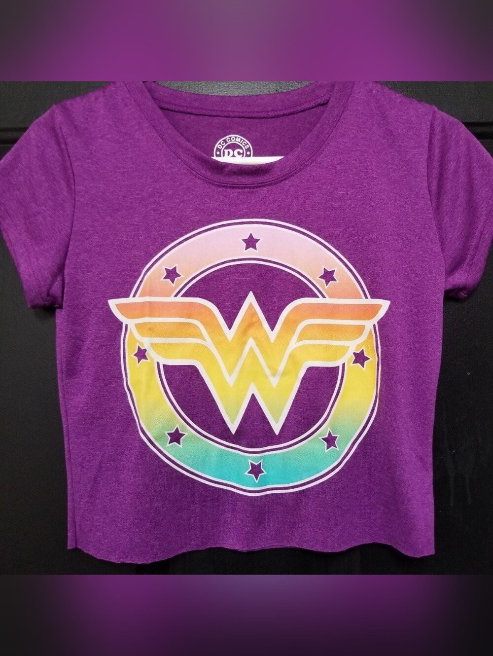 DC Comics Wonder Woman Juniors Raw Edge Baby Tee Purple Rainbow Logo Medium 7/8
